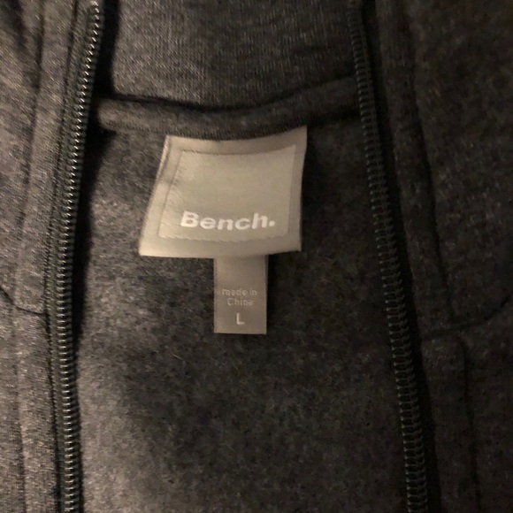 Large bench sweater - Picture 4 of 4